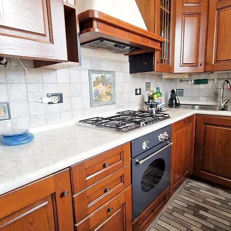 Apartamento Moderno Con Parcheggio Privato, Ztl Free