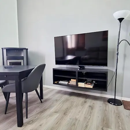 Moderno Con Parcheggio Privato, Ztl Free Apartamento
