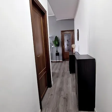 Moderno Con Parcheggio Privato, Ztl Free Apartamento